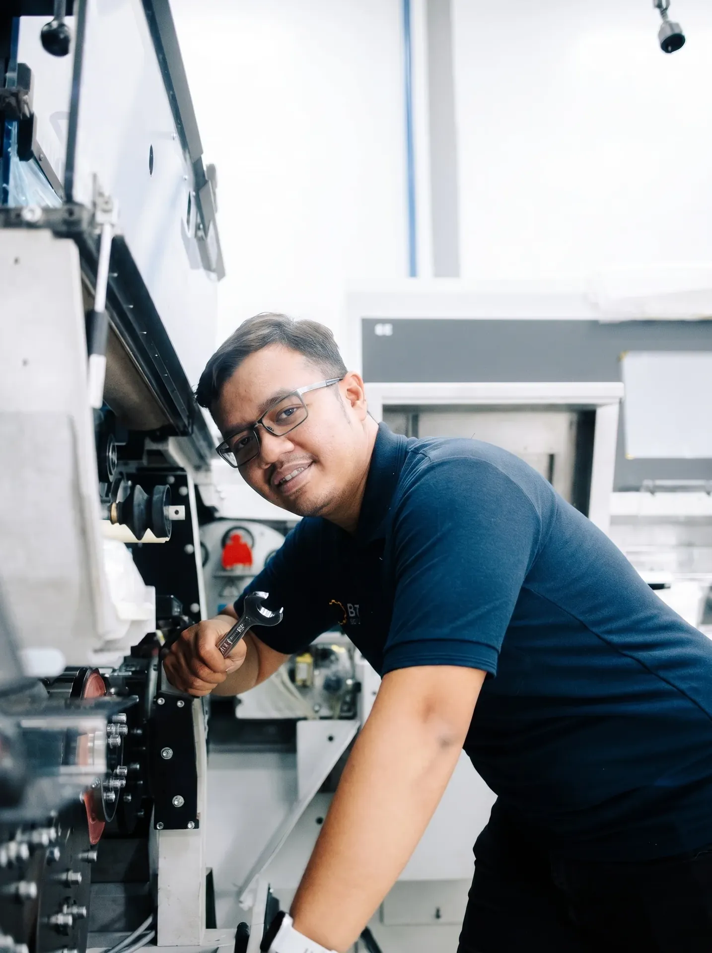 BMT engineer rebuild machine